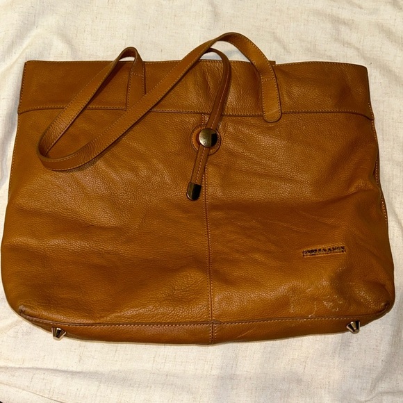 Stella & Max Handbags - Used Stella & Max LARGE STELLA & MAX CONAC BROWN LEATHER TOTE SHOULDER BAG PURSE